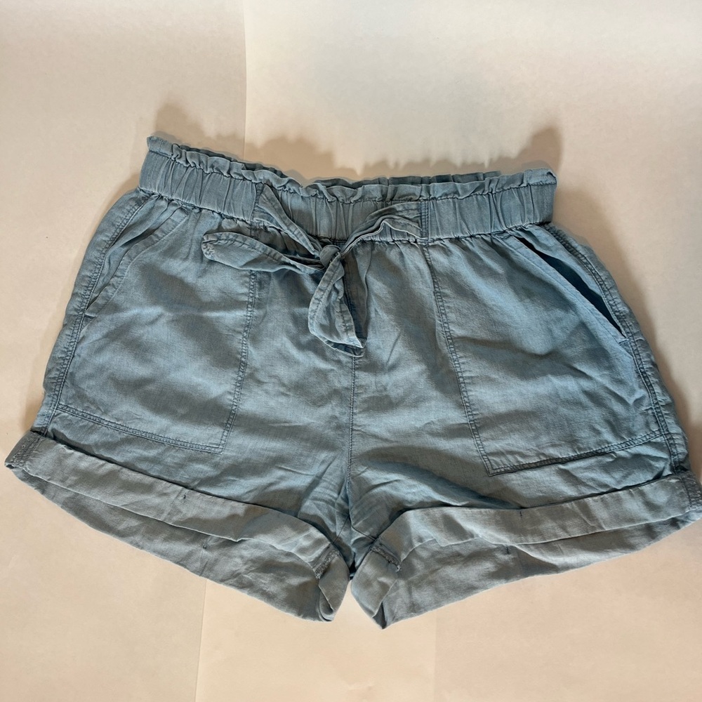 Aerie Paper-Bag Waist Chambray Shorts size M